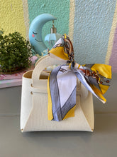 Load image into Gallery viewer, Stylish Mini Hamper Bag
