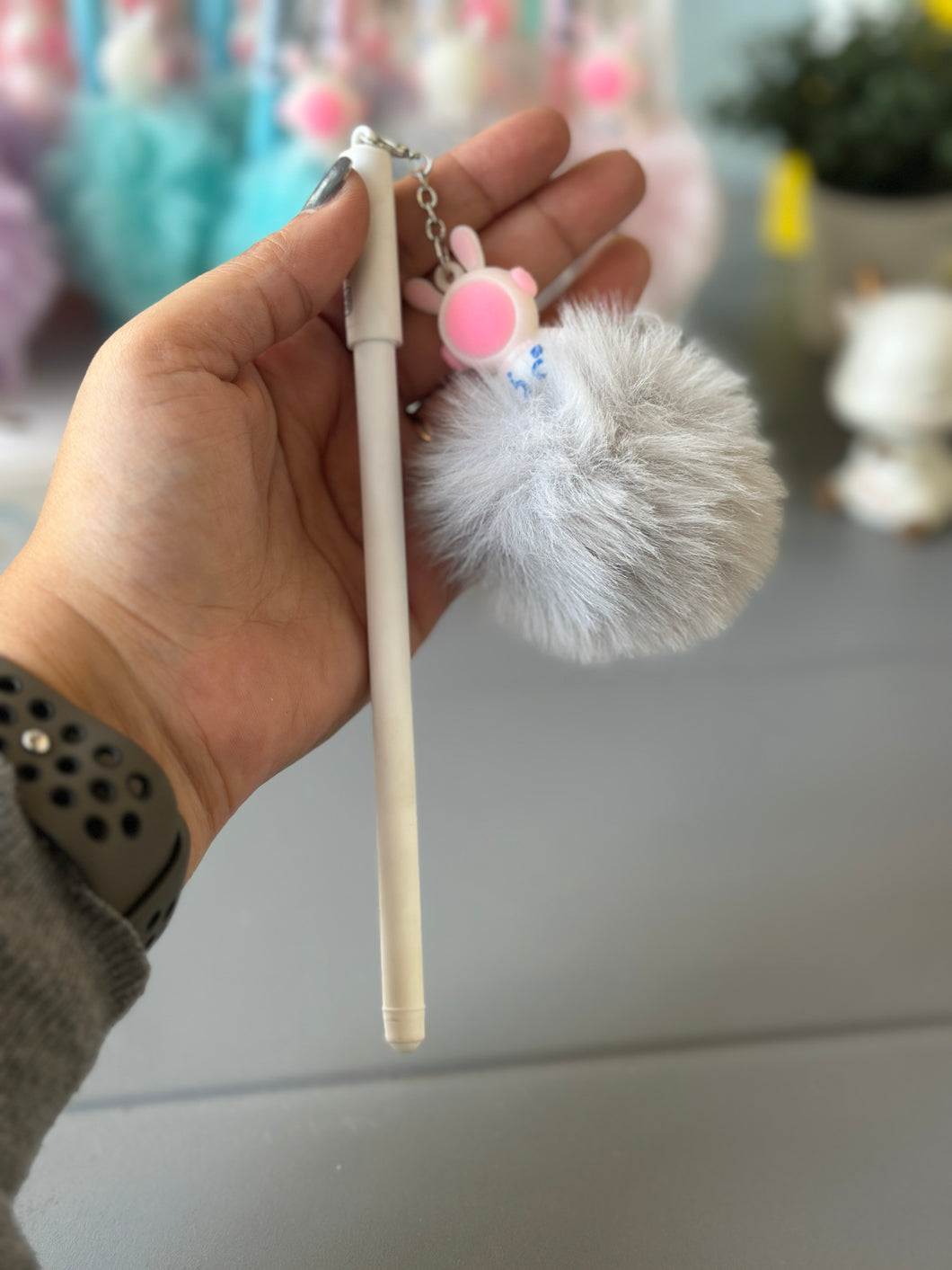 Fur Pom Pom Pen