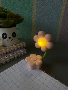 Flower Clip On Lamp