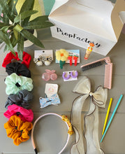 Load image into Gallery viewer, Beautiful Day Today Hair Accessories Hamper
