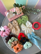 Load image into Gallery viewer, Hair Accessories Fest : Combo -1
