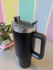 Extra Large Sipper With Handle