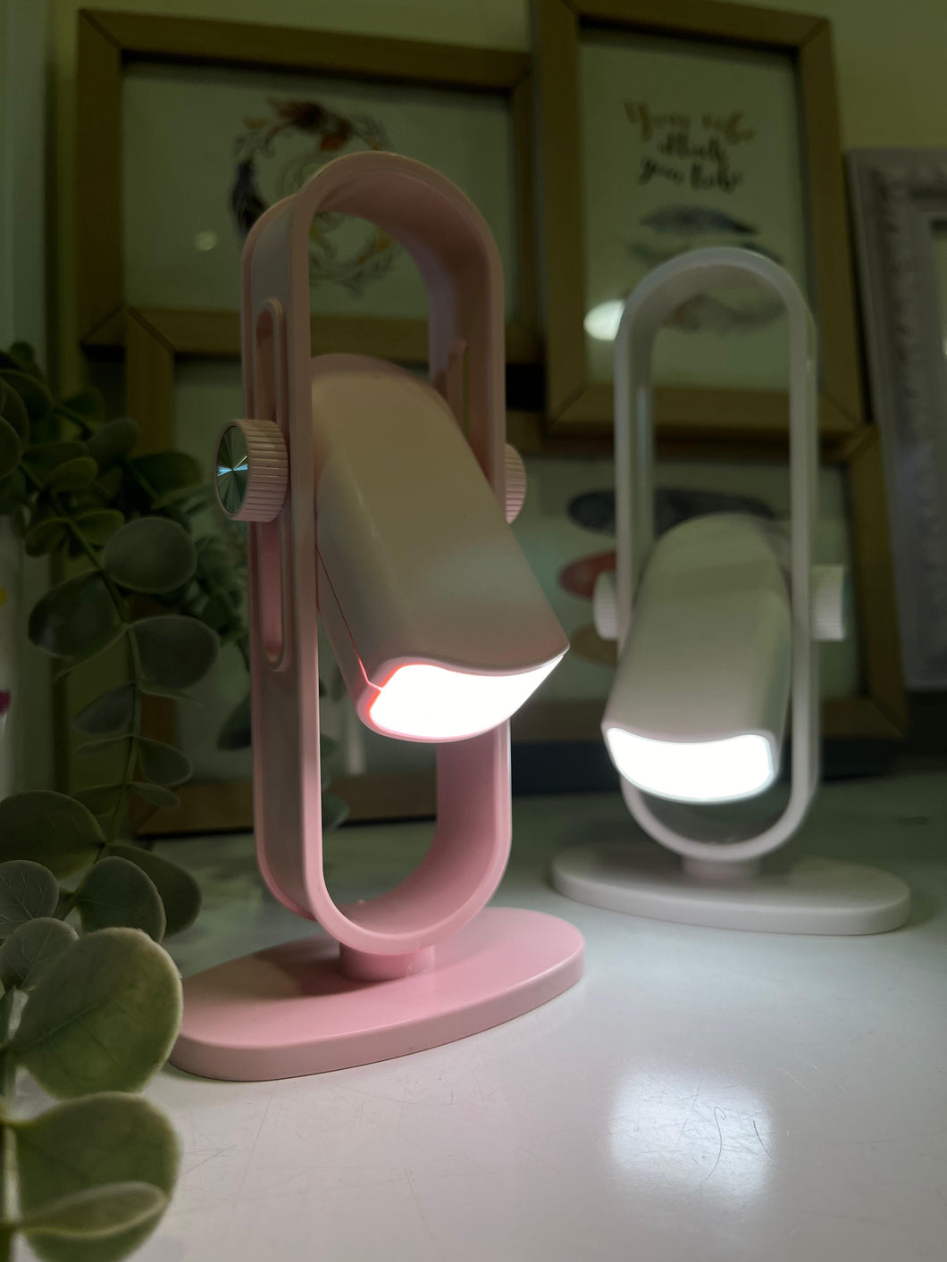 Mini Pastel Adjustable LED Lamp - Scrach & Dent