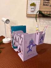 Load image into Gallery viewer, Cute Animal Book Stand With Magnetic Pen Stand
