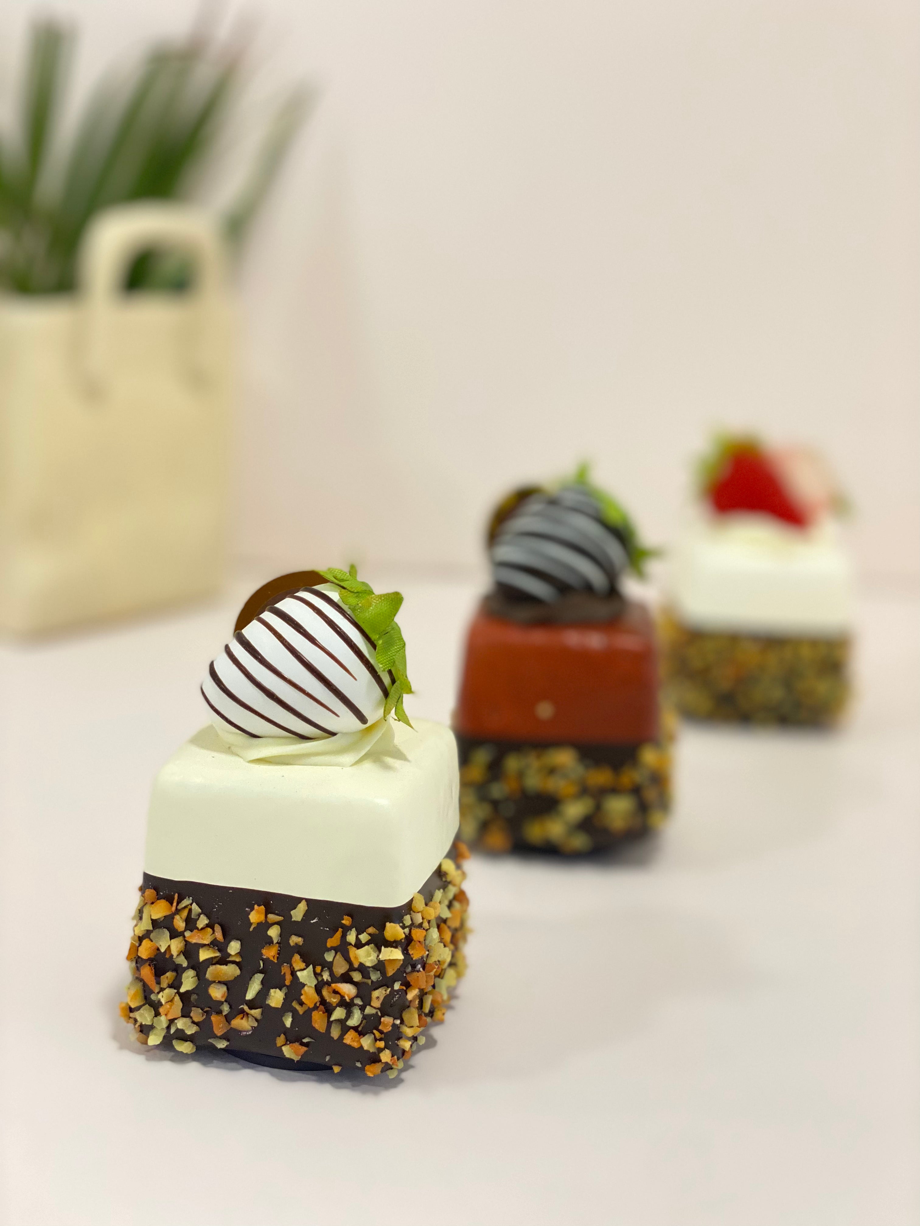 Faux Patisserie Dessert Fridge Magnet