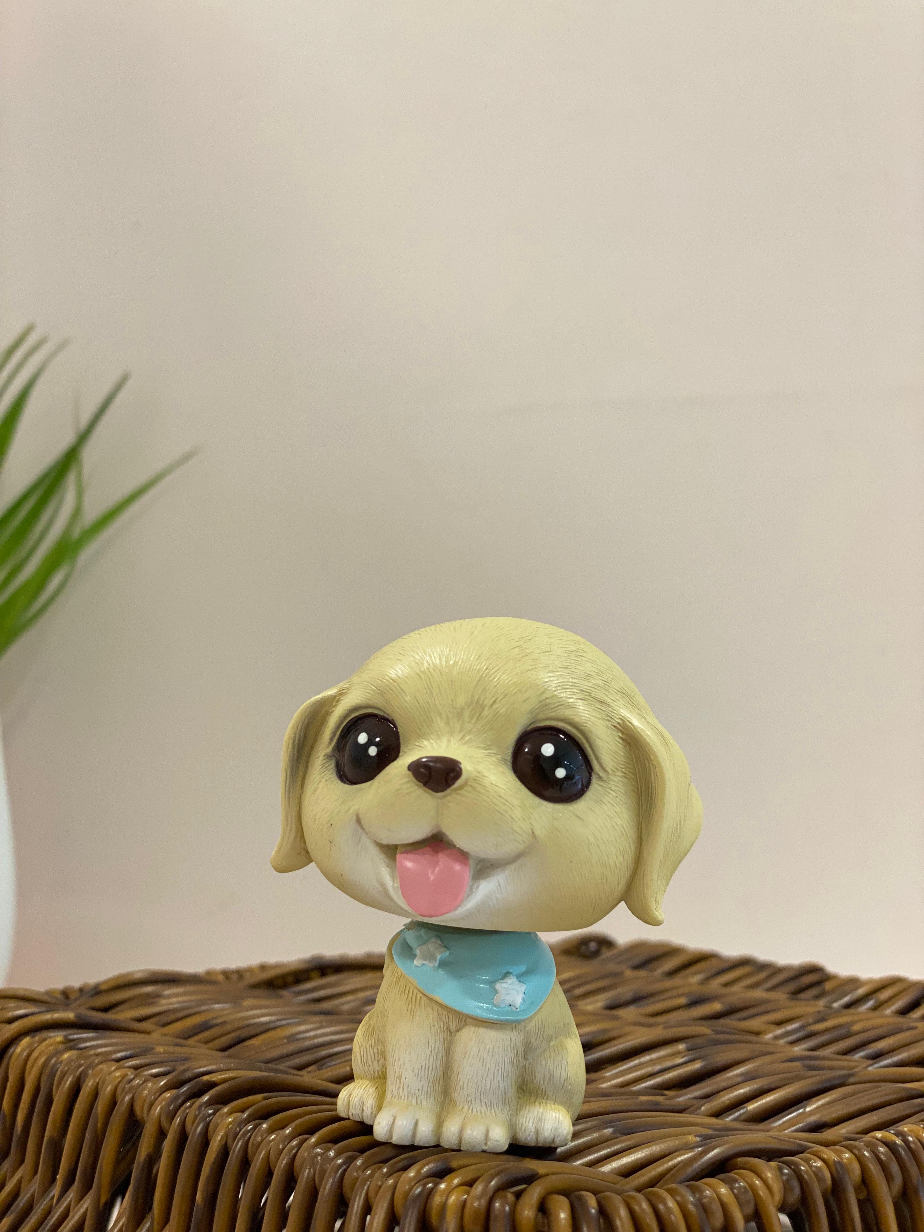 Cute Bobble Head Dog Figurines – Mini Puppy Showpieces for Home & Car Décor