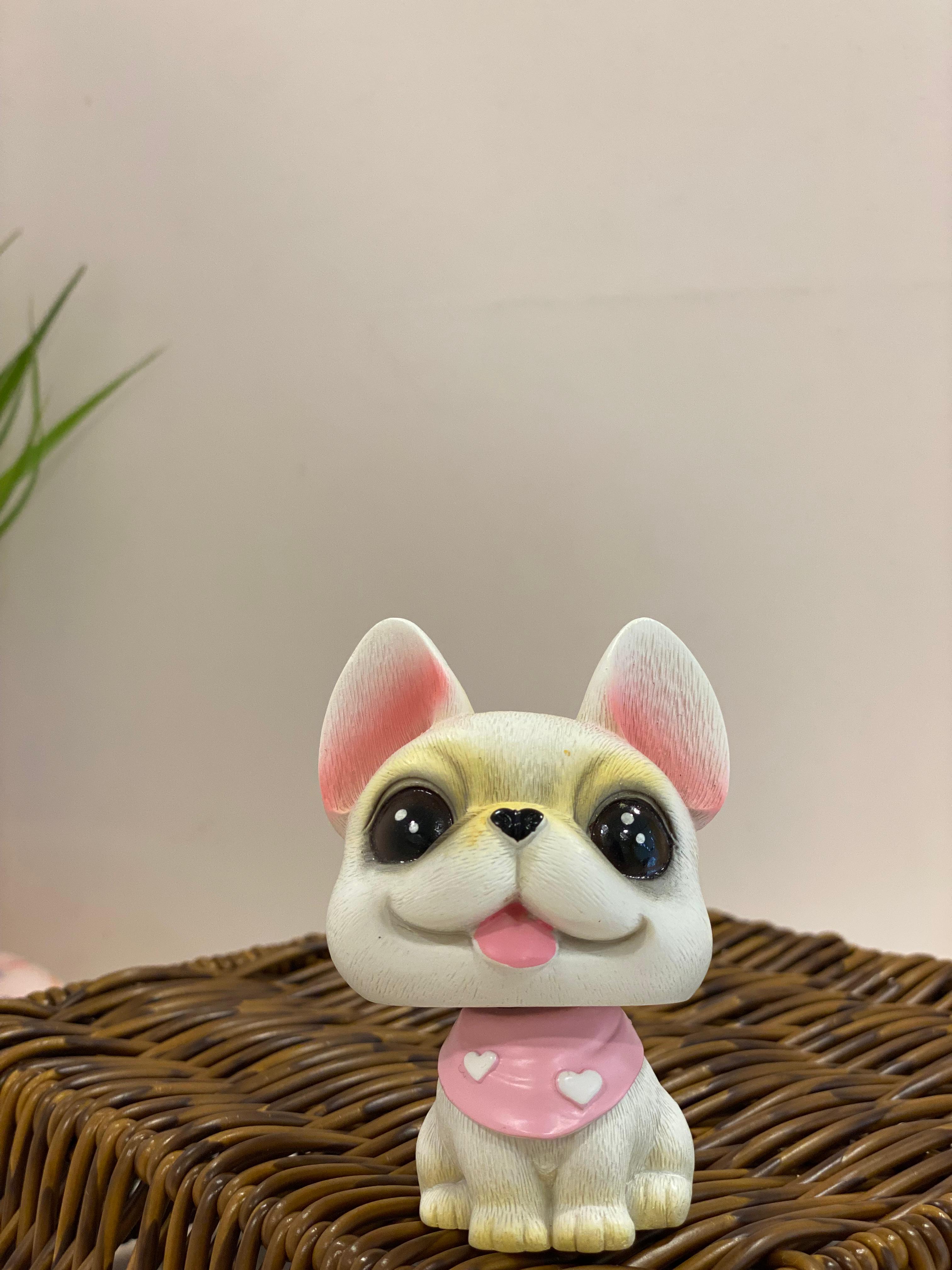 Cute Bobble Head Dog Figurines – Mini Puppy Showpieces for Home & Car Décor
