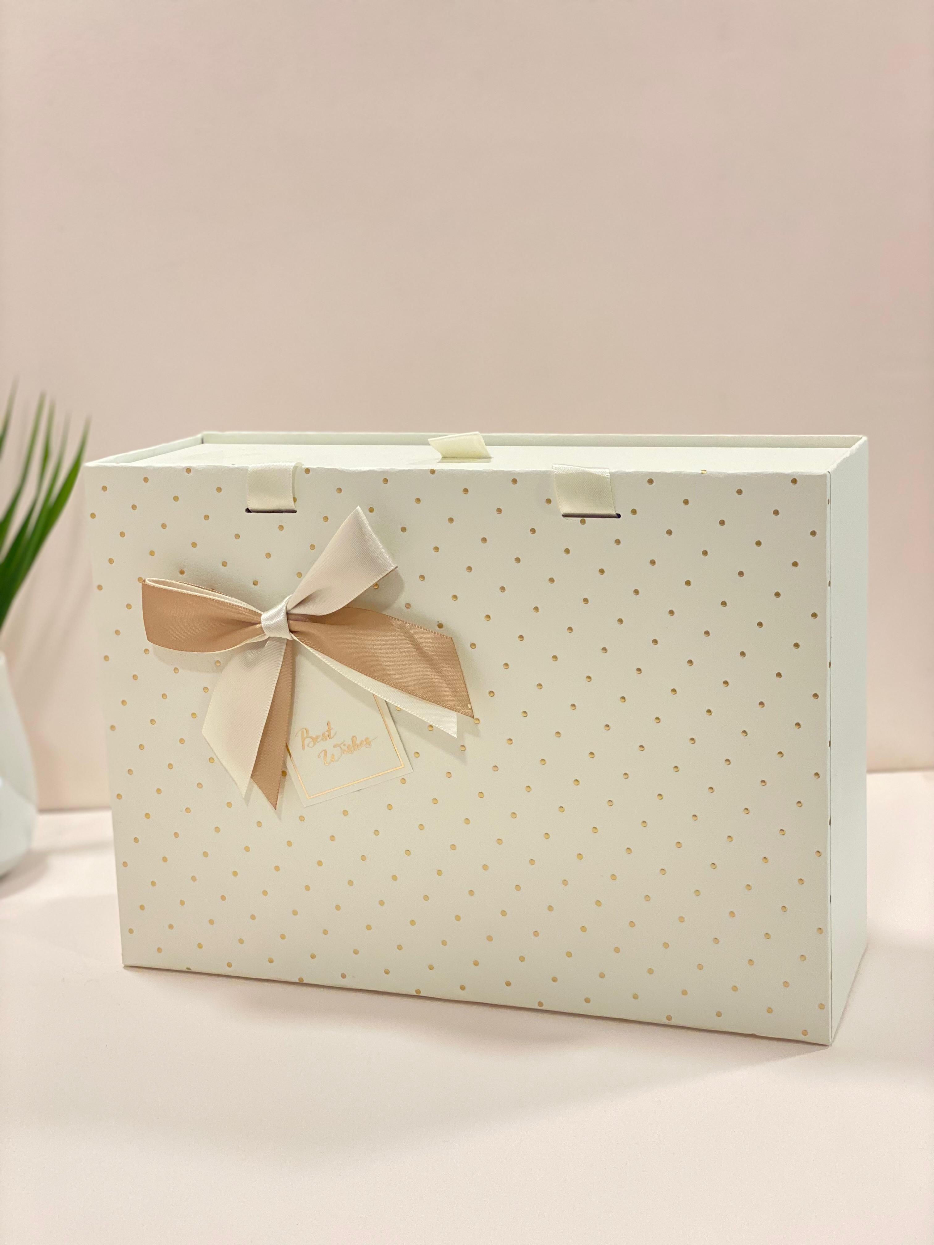 Premium Baby Gift Hamper Set – Newborn Welcome Box with Plush Toy, Baby Essentials & Gift Packaging | Baby Shower Gift Set