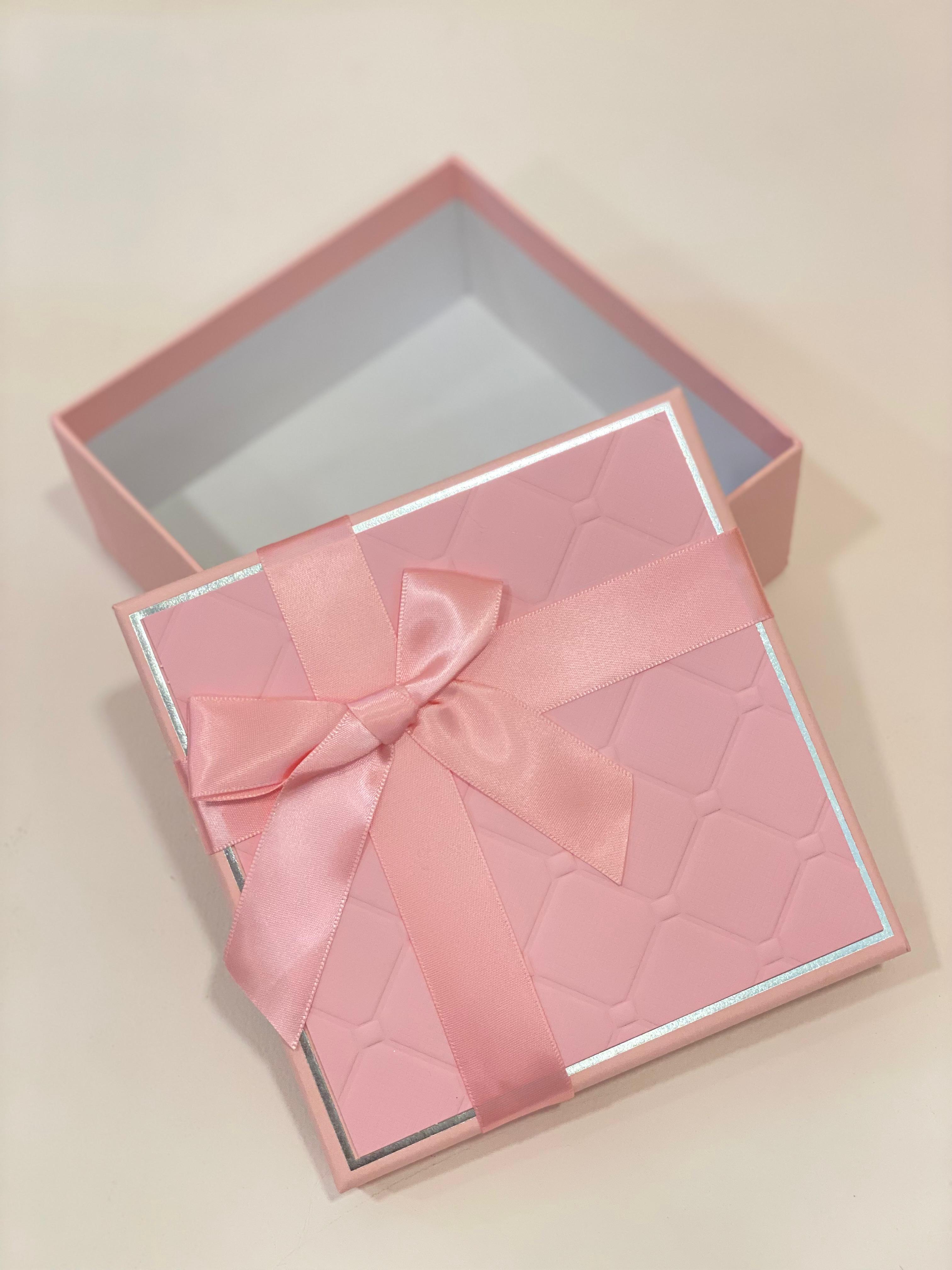 Luxury Ribbon Gift Box – Premium Gift Packaging Box | Elegant Present Box for Birthdays, Weddings & Special Occasions