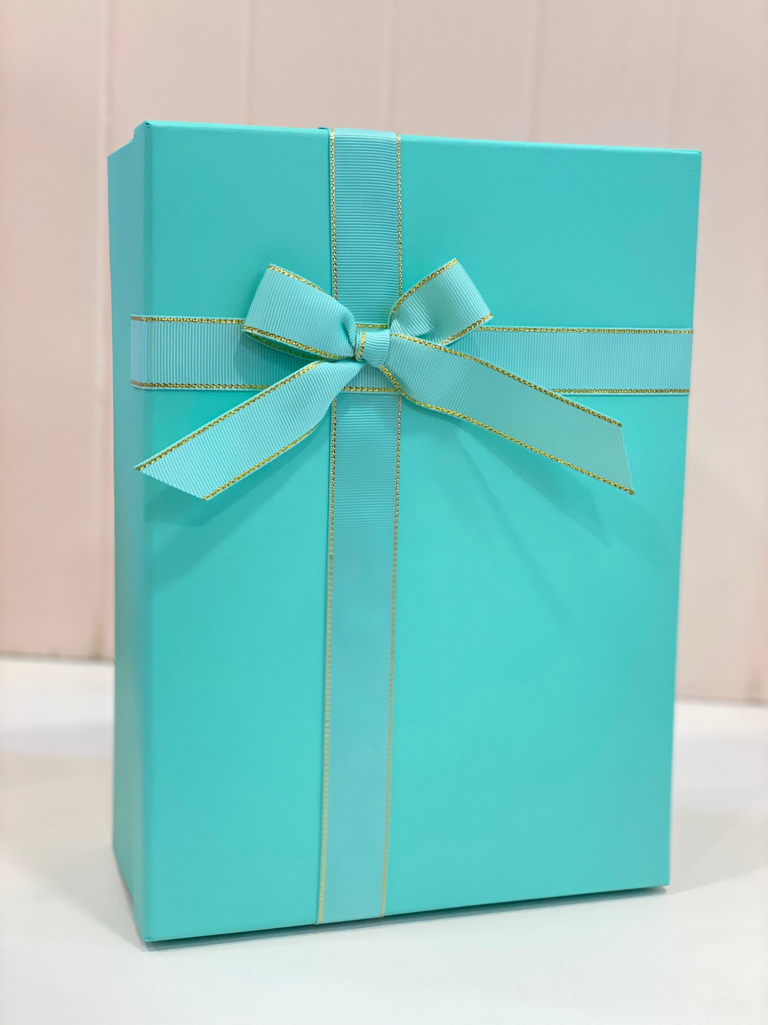 Foldable Luxury Ribbon Gift Box – Magnetic Closure Premium Gift Packaging