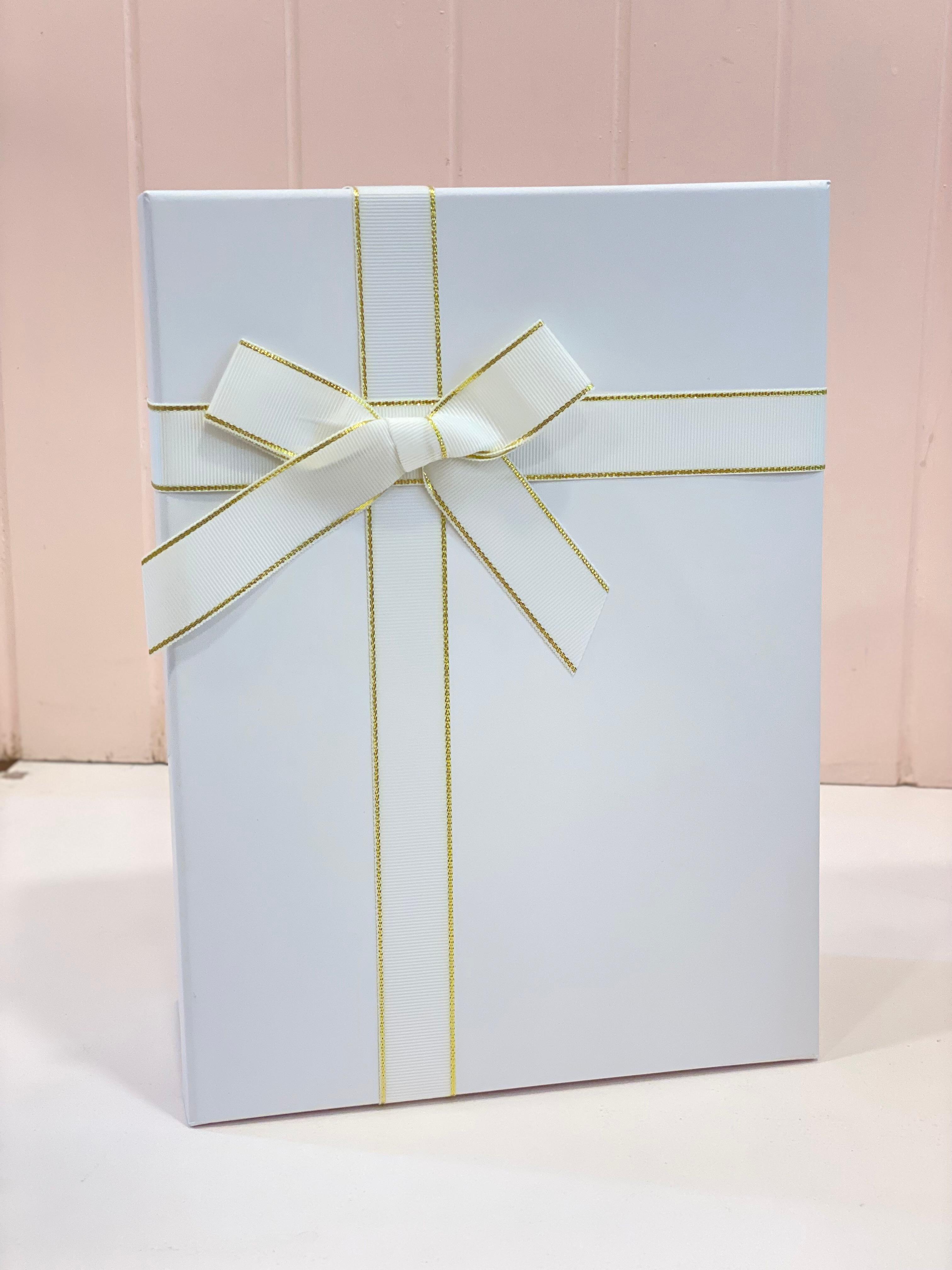 Foldable Luxury Ribbon Gift Box – Magnetic Closure Premium Gift Packaging