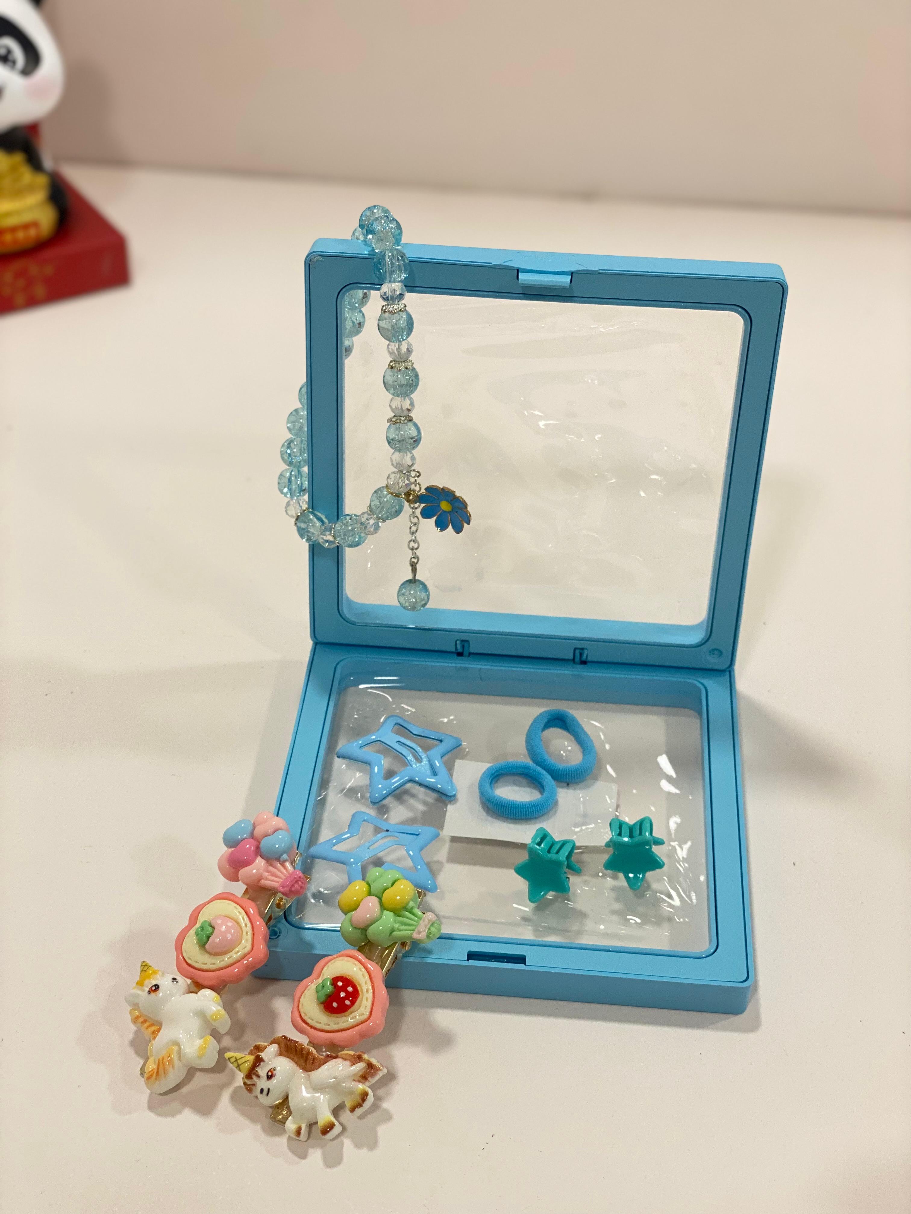 Transparent Jewelry Storage Box with Hair Accessories Set – Cute Kids Hair Clip & Bracelet Organizer Gift Box