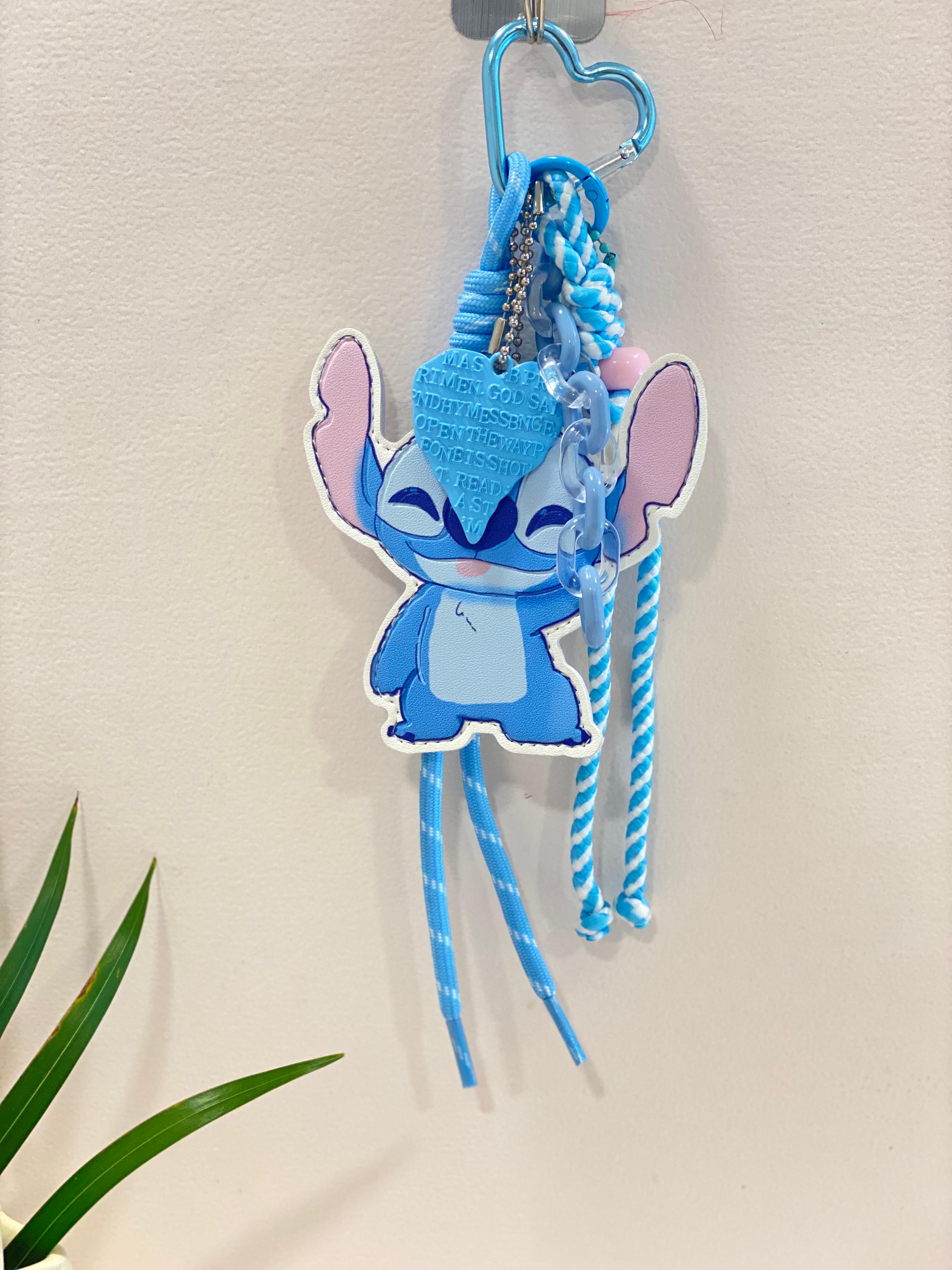 Cute Cartoon Stitch Keychain Charm – Kawaii Bag Charm with Heart Carabiner & Rope Strap