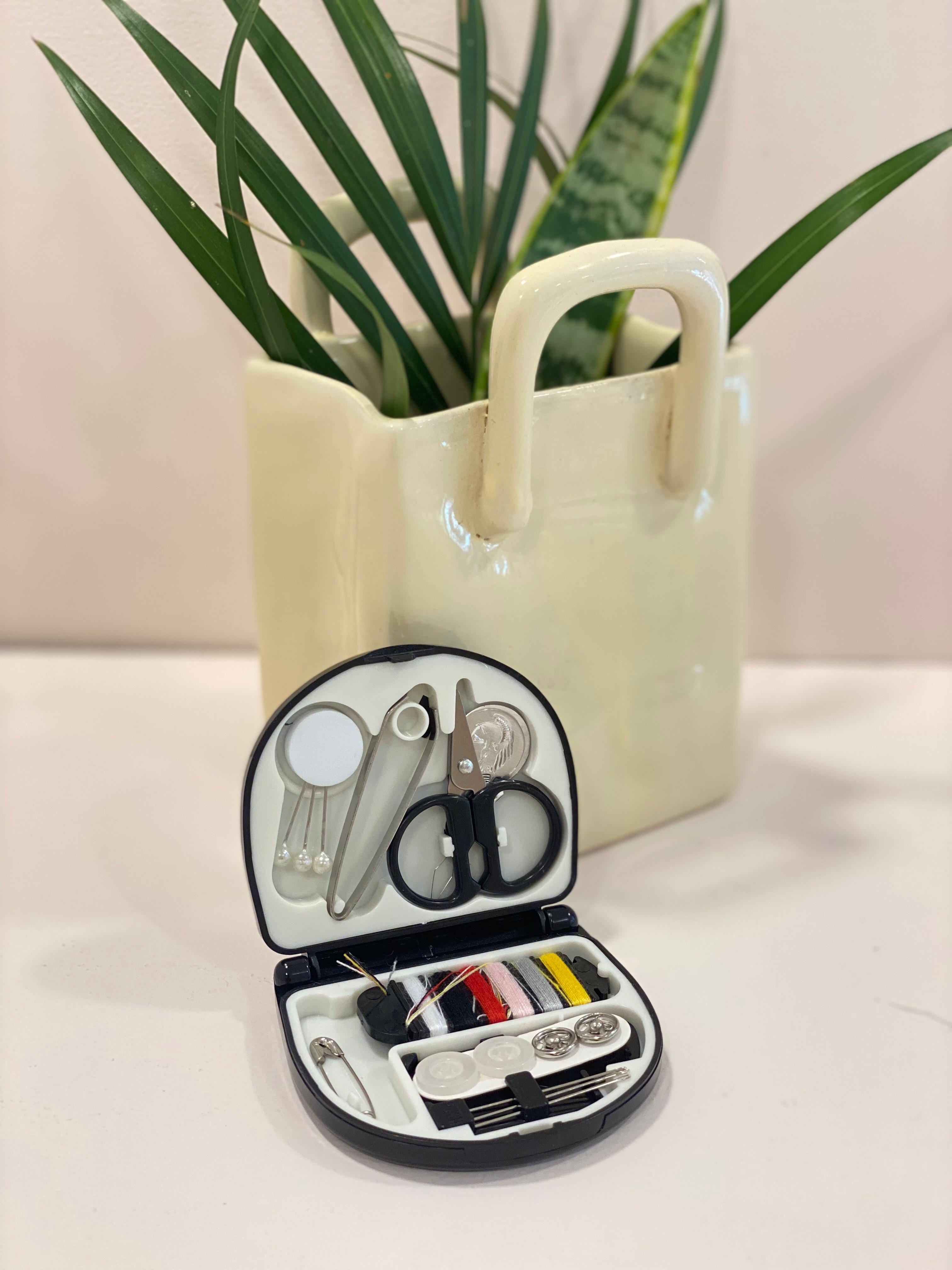 Mini Travel Sewing Kit – Portable Emergency Sewing Repair Kit with Case