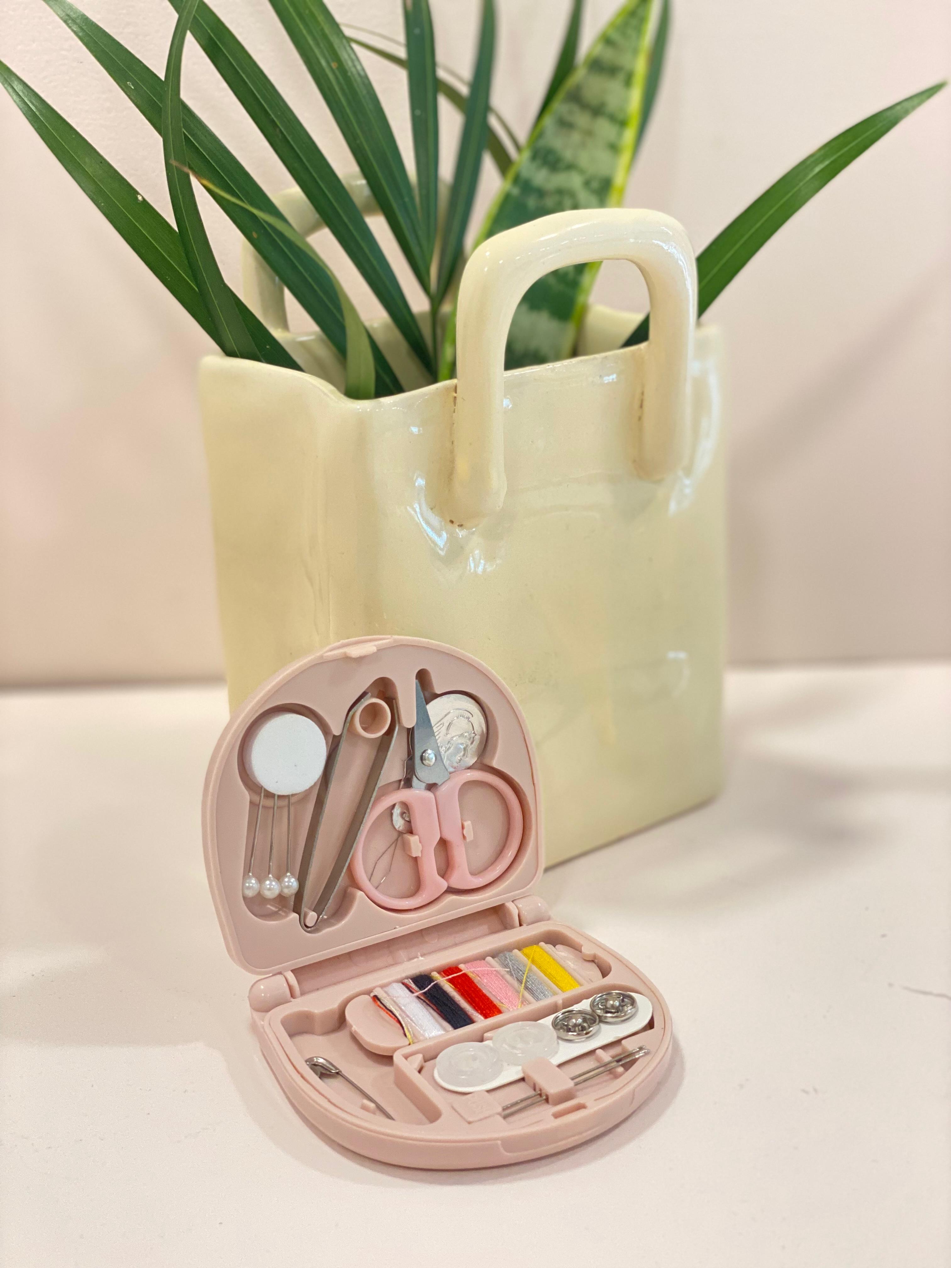 Mini Travel Sewing Kit – Portable Emergency Sewing Repair Kit with Case