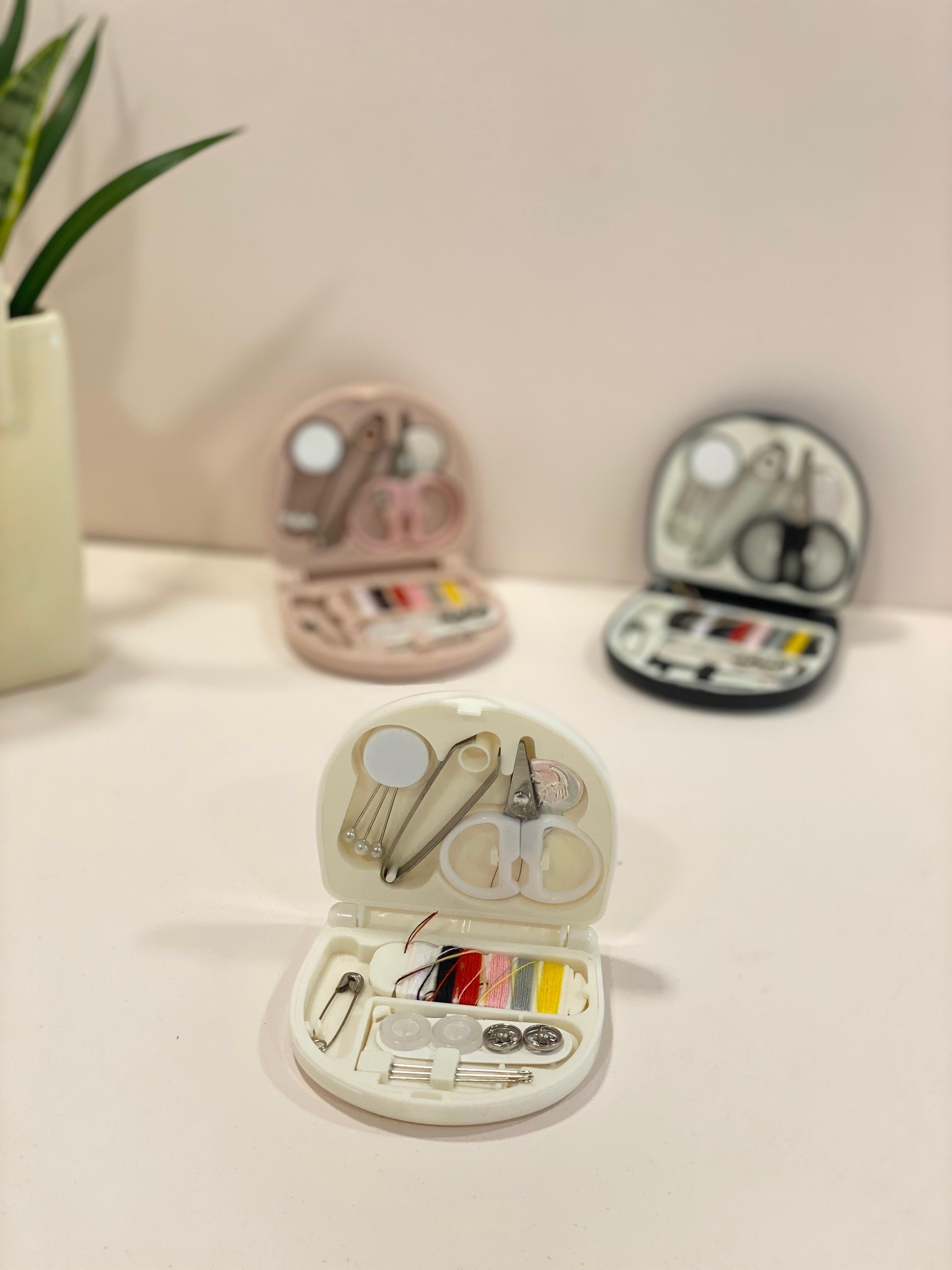 Mini Travel Sewing Kit – Portable Emergency Sewing Repair Kit with Case