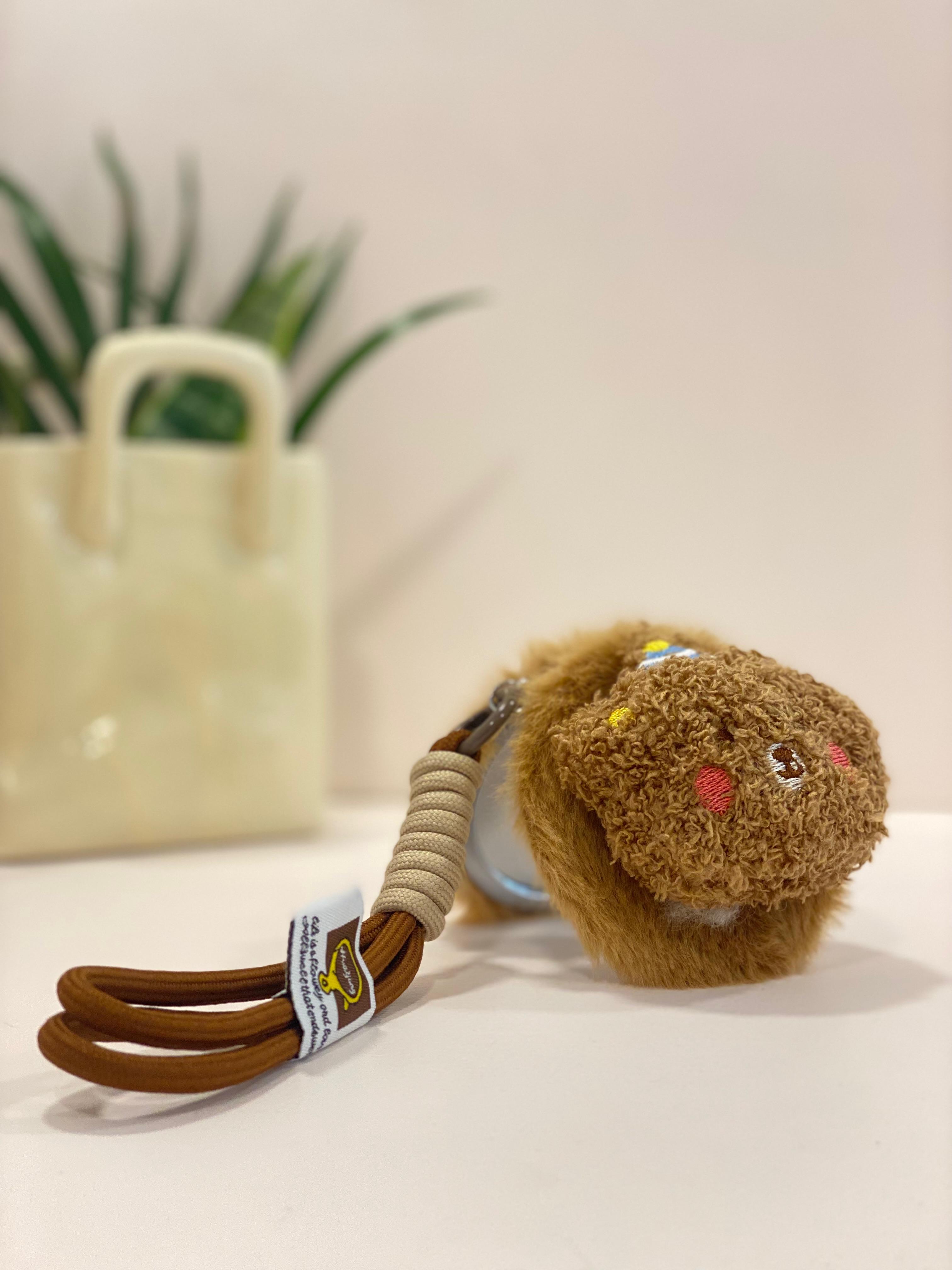 Cute Plush Bear Pocket Mirror Keychain – Fluffy Compact Makeup Mirror Bag Charm