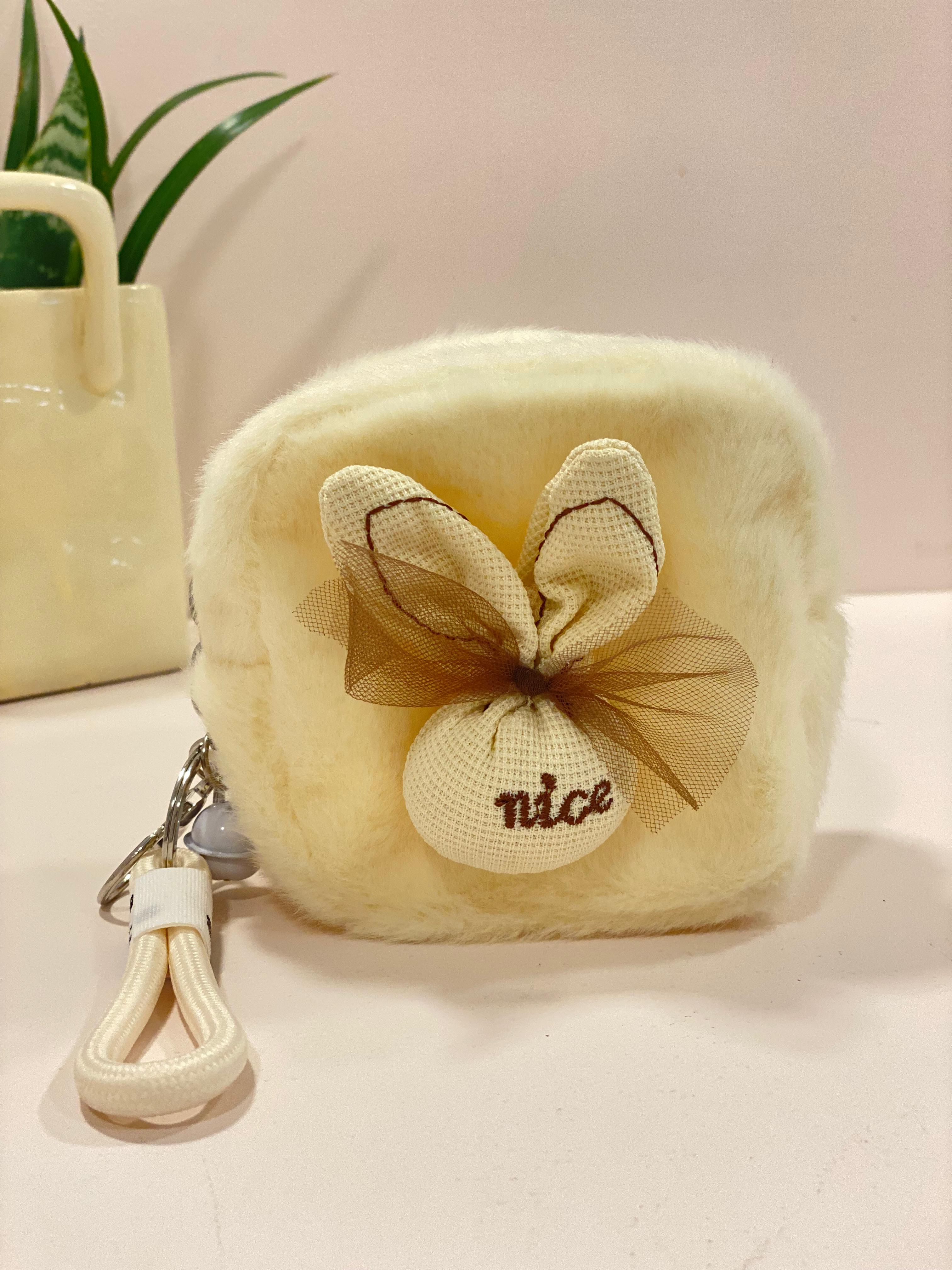 Cute Bunny Plush Mini Pouch Keychain – Kawaii Fur Coin Purse with Wrist Strap | Small Zipper Pouch