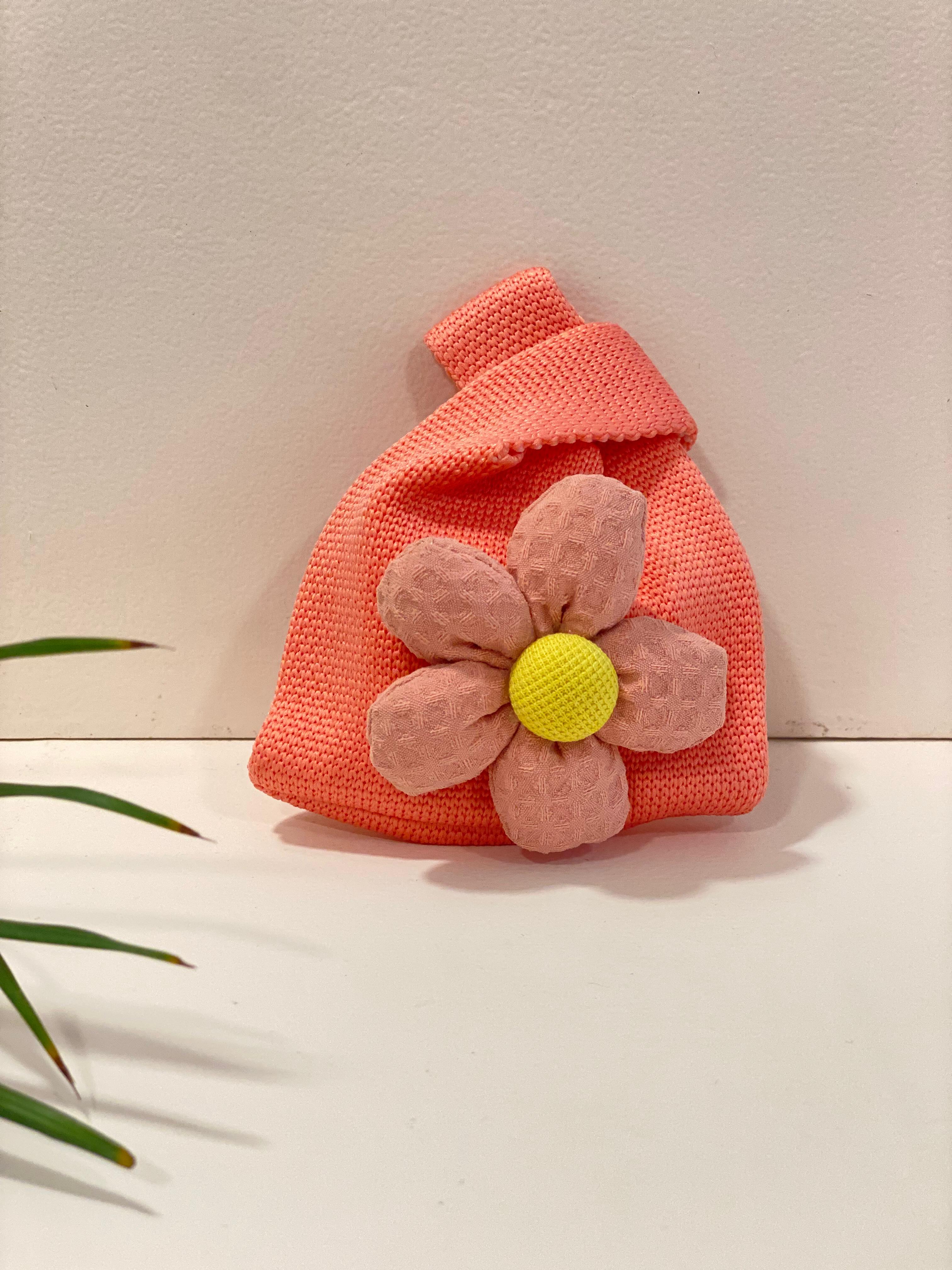 Cute Mini Tote Pouch Keychain – Kawaii Knitted Tiny Bag Coin Purse with Fruit & Panda Designs