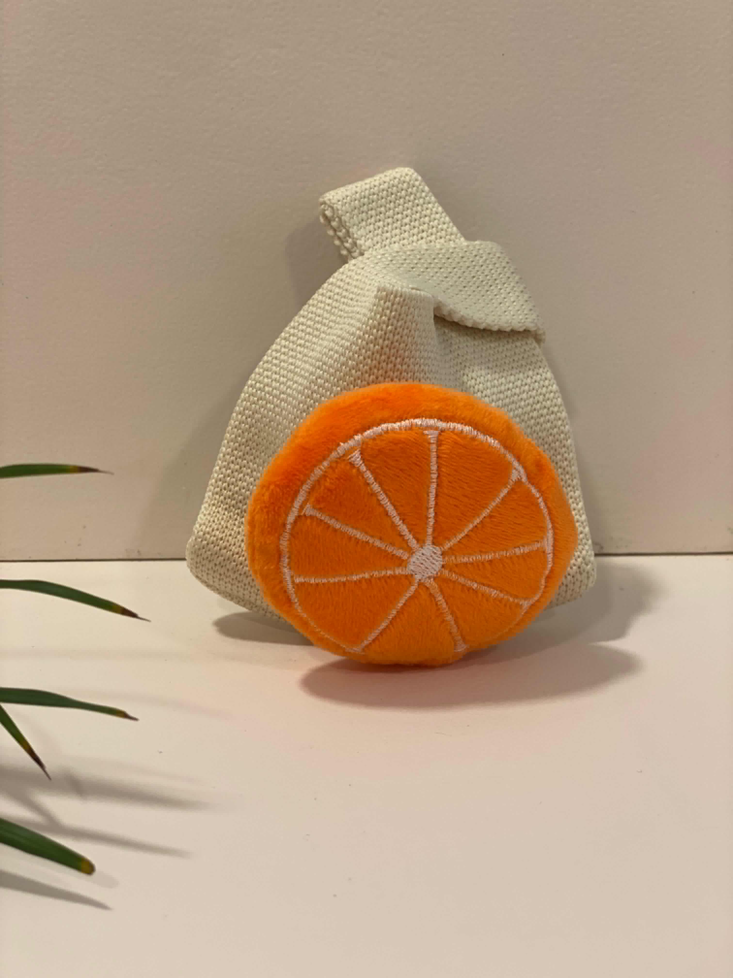 Cute Mini Tote Pouch Keychain – Kawaii Knitted Tiny Bag Coin Purse with Fruit & Panda Designs