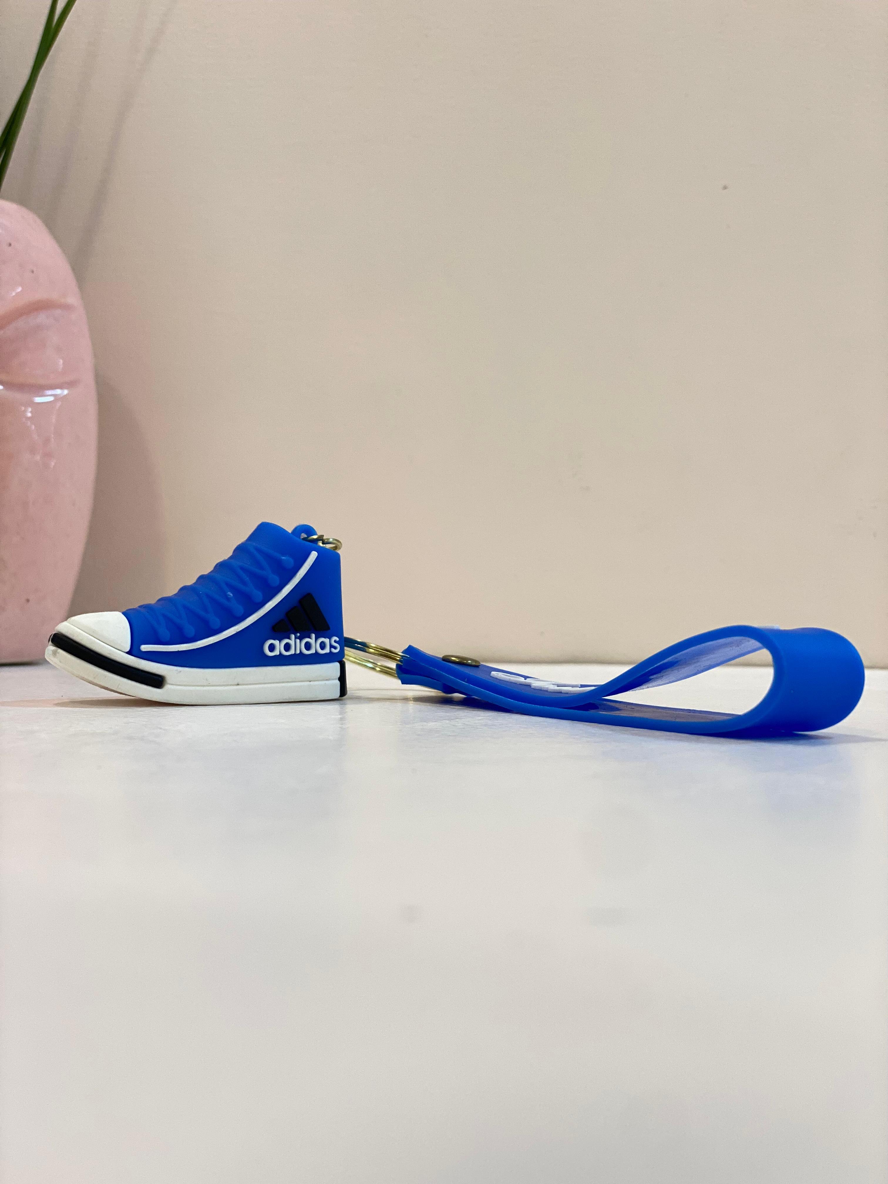 Minimal Sneaker Keychain