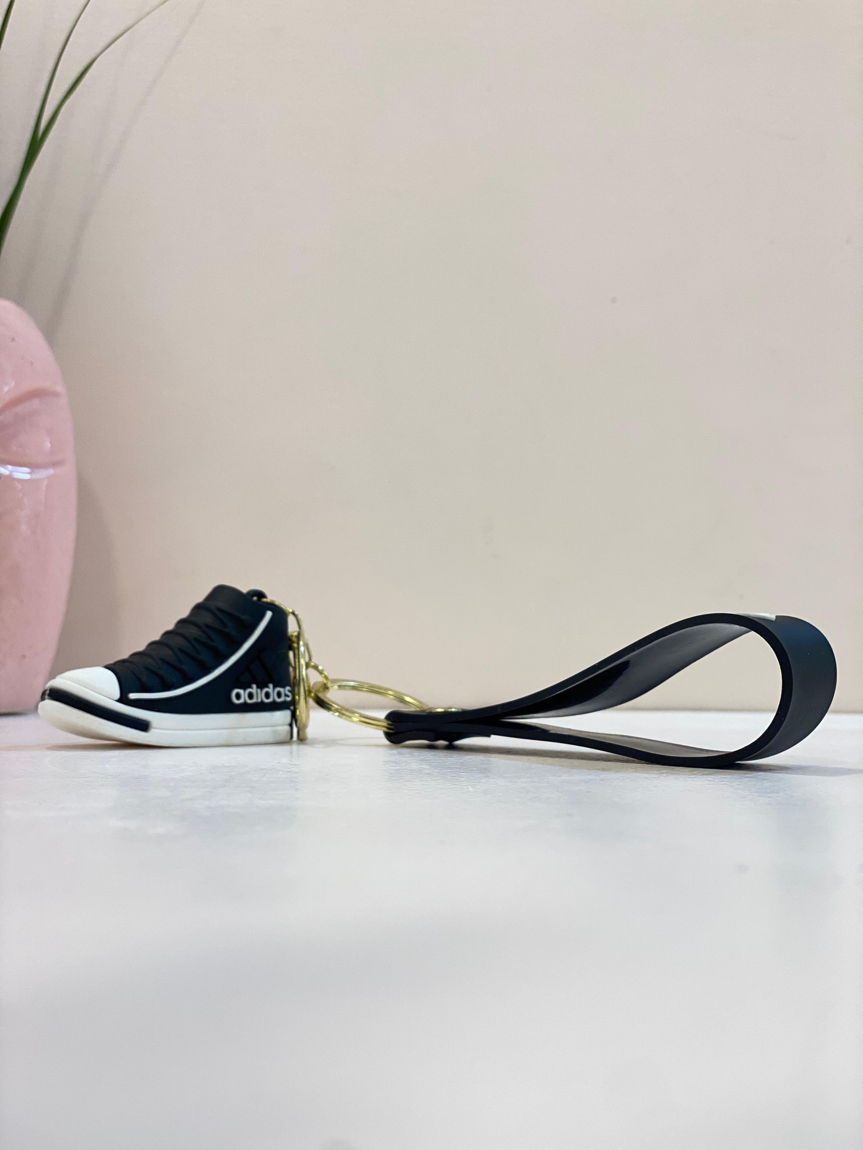 Minimal Sneaker Keychain