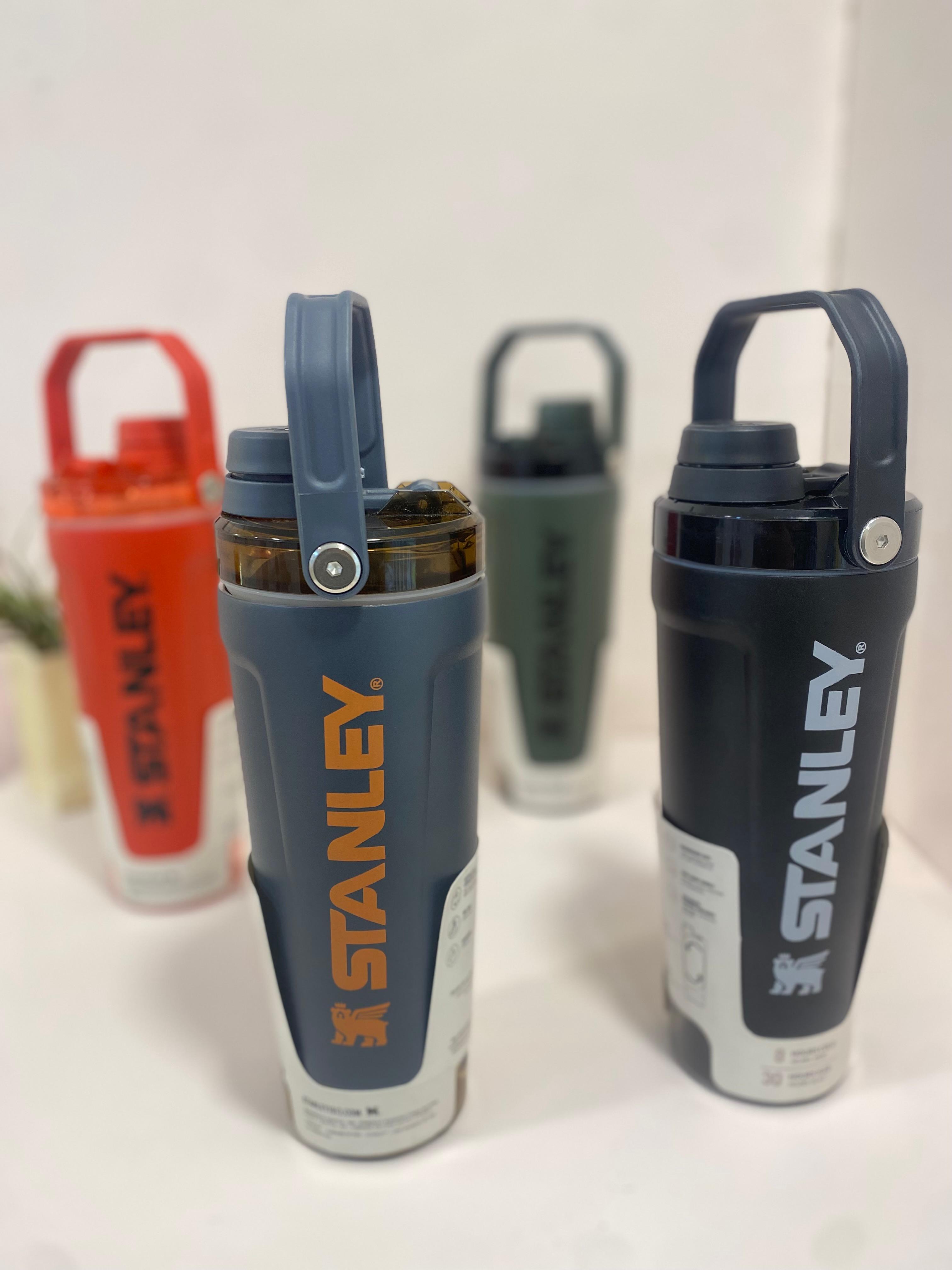 Stanley Activate Shaker Bottle (20oz / 591mL)