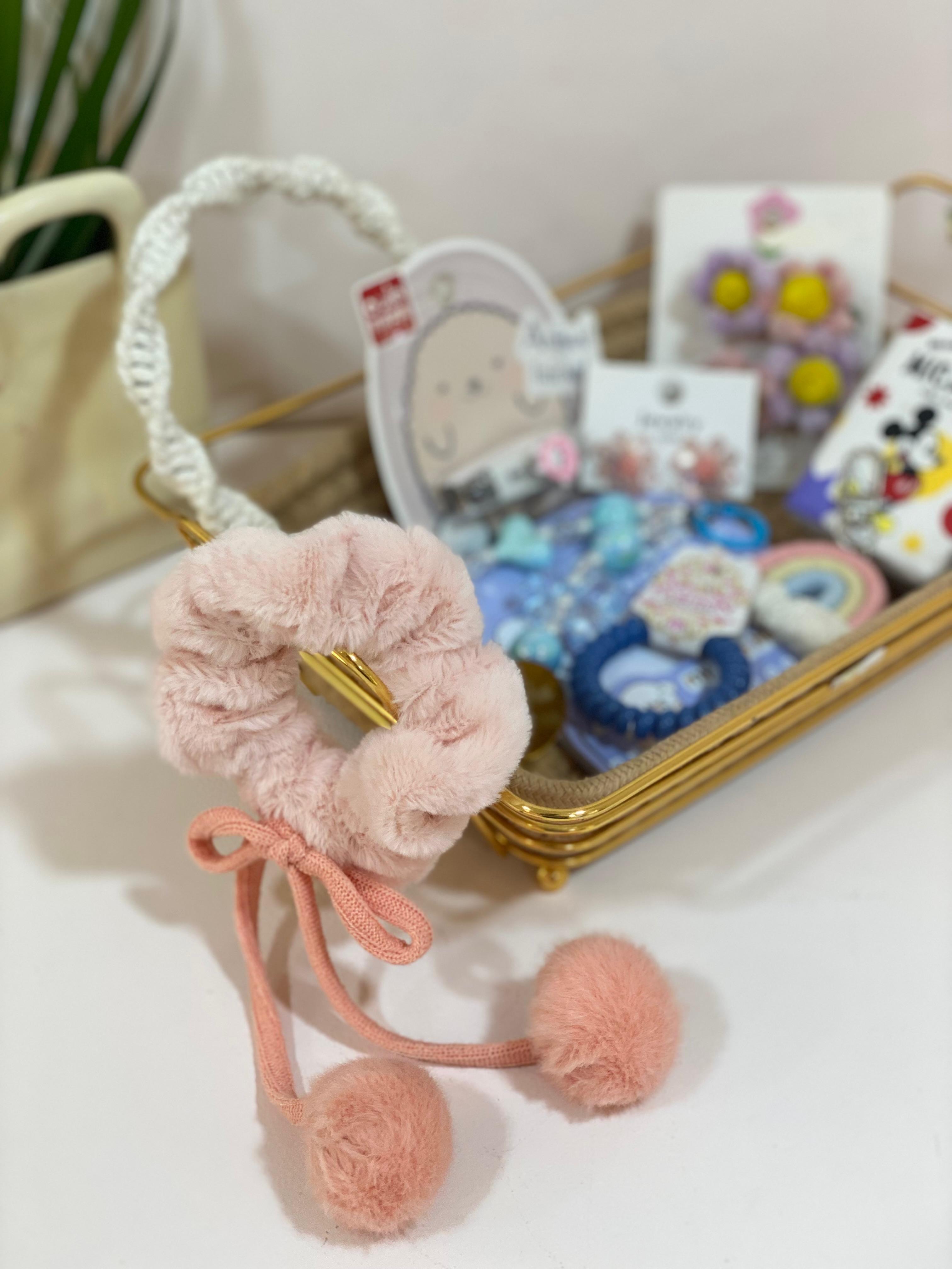 Kawaii Woven Tray Accessory & Beauty Gift Hamper