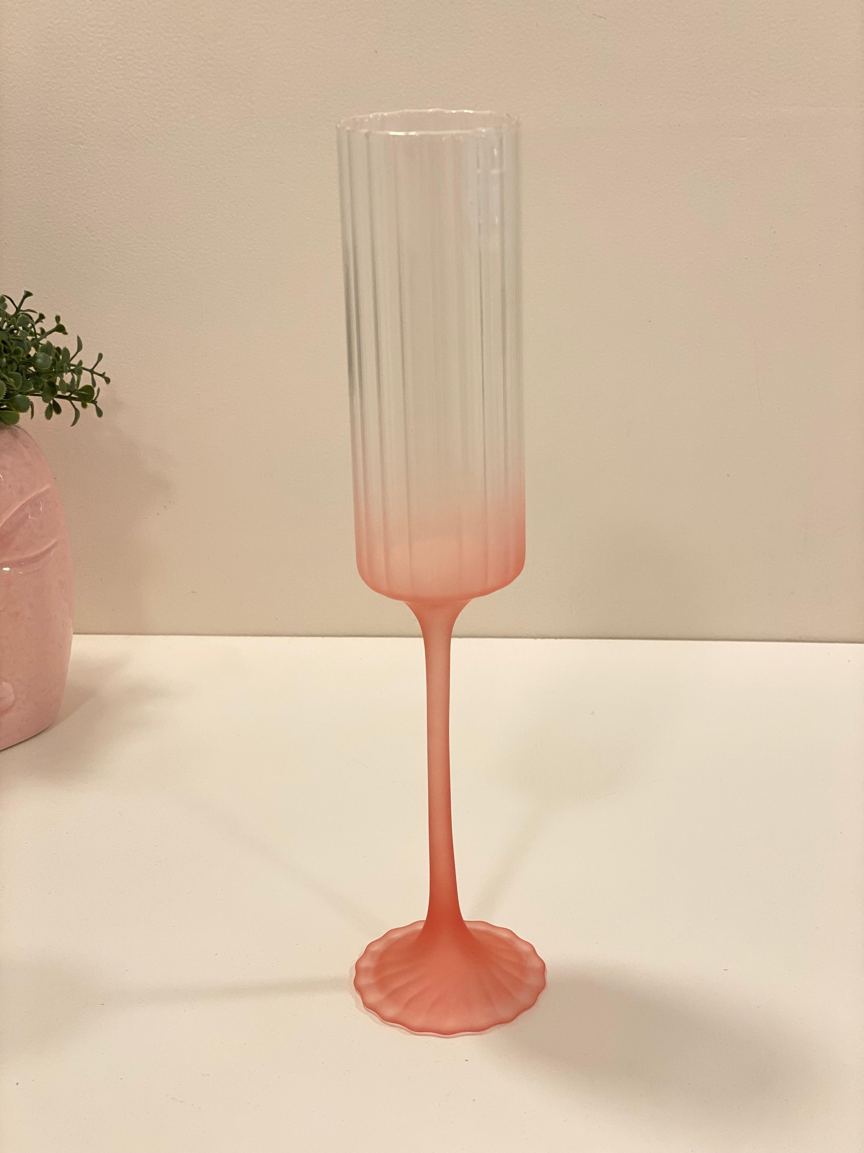 Gradient Pastel Tall Glass – Elegant Stemmed Drinking Cup for Juice, Mocktails, Cocktails & Décor