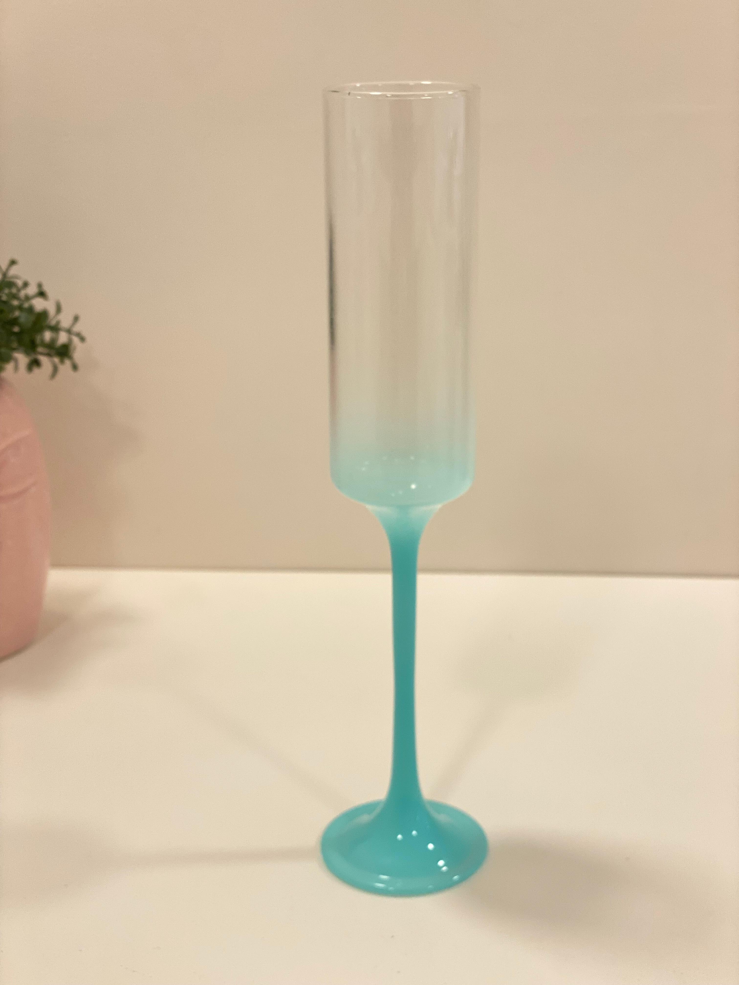 Gradient Pastel Tall Glass – Elegant Stemmed Drinking Cup for Juice, Mocktails, Cocktails & Décor