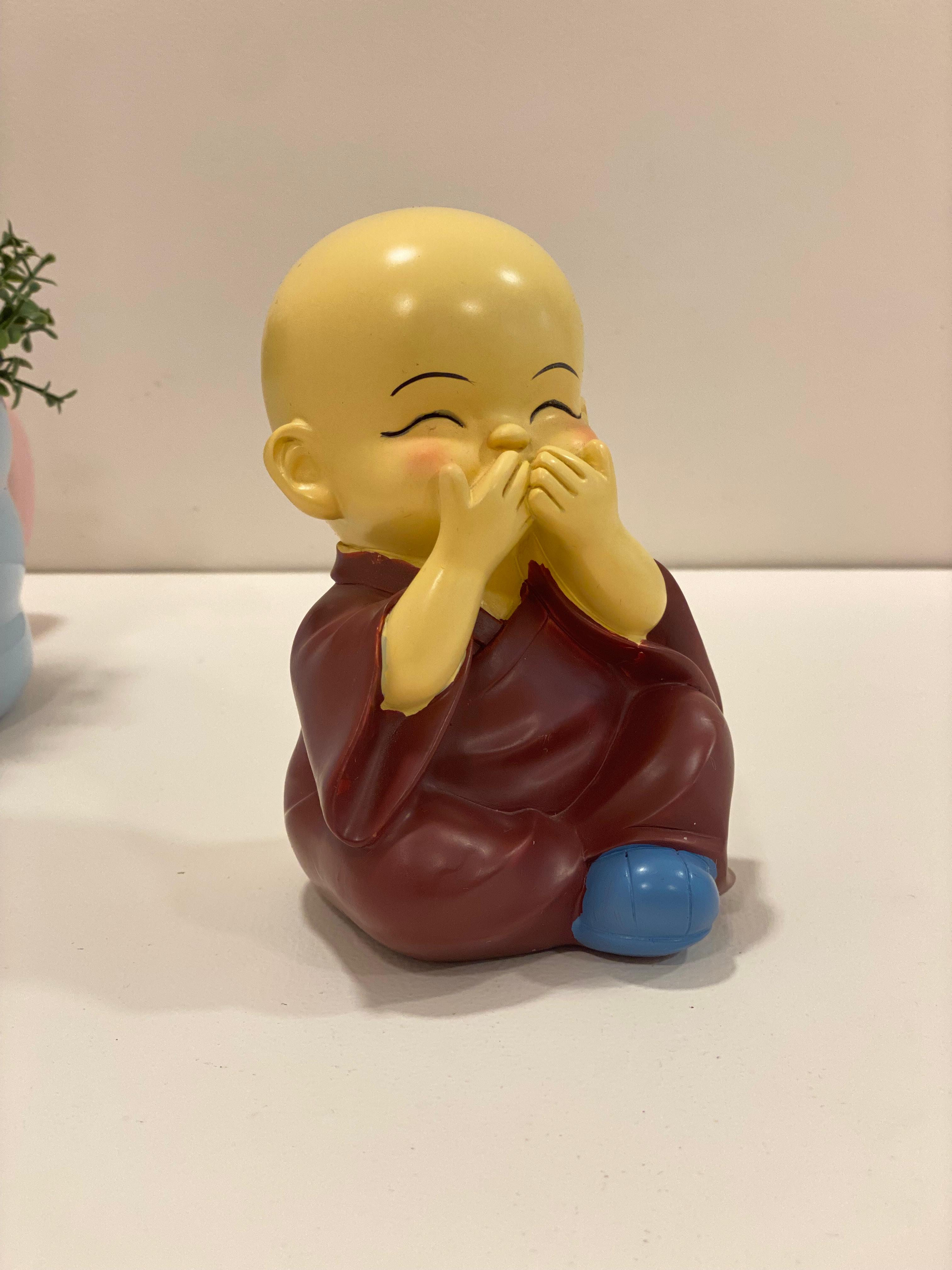 Cute Monk Figurine – Mini Zen Monk Statue for Home, Desk & Spiritual Décor