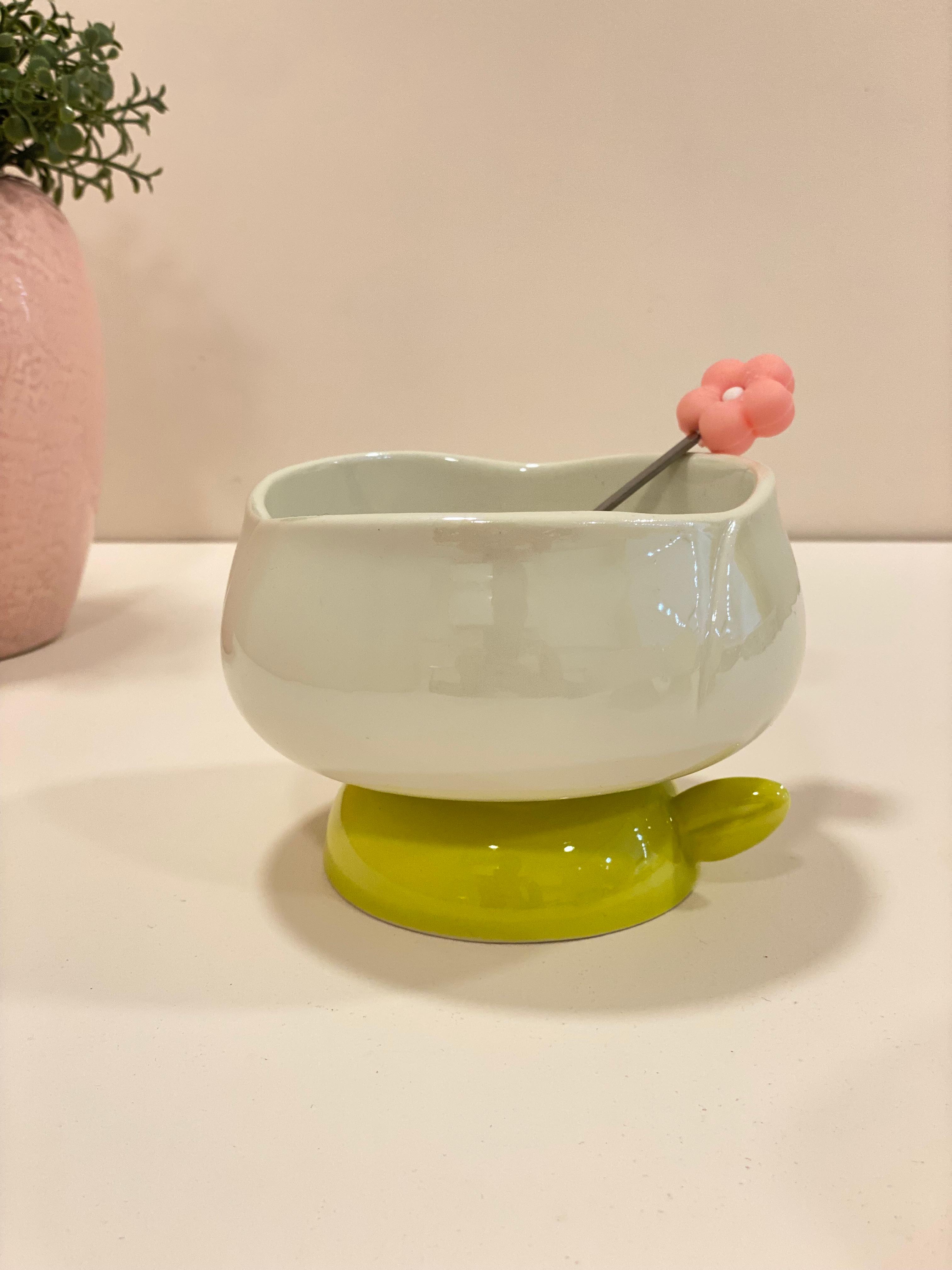 Ceramic Flower Spoon Dessert Bowl – Cute Aesthetic Serving Bowl for Snacks, Ice Cream