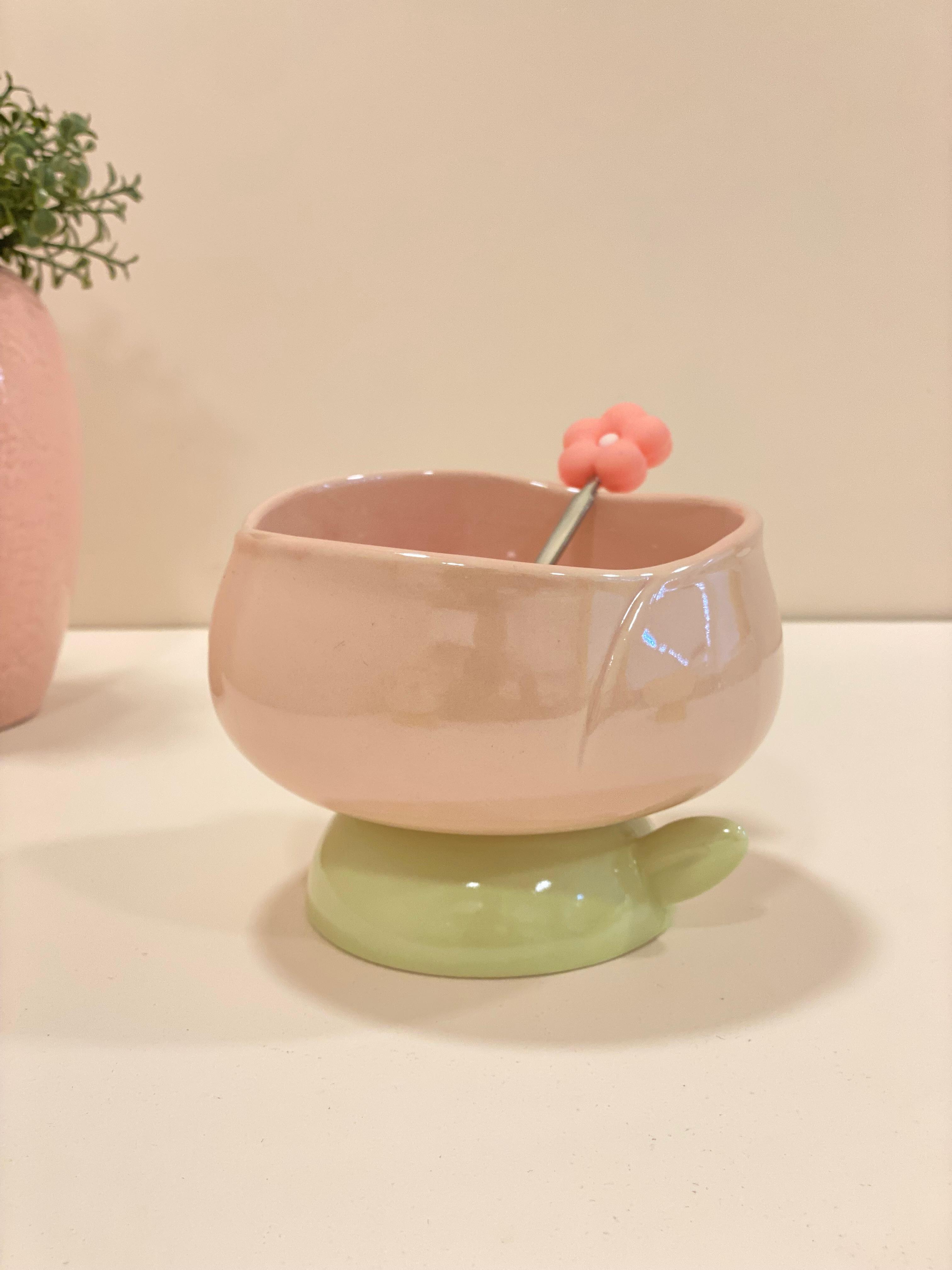 Ceramic Flower Spoon Dessert Bowl – Cute Aesthetic Serving Bowl for Snacks, Ice Cream