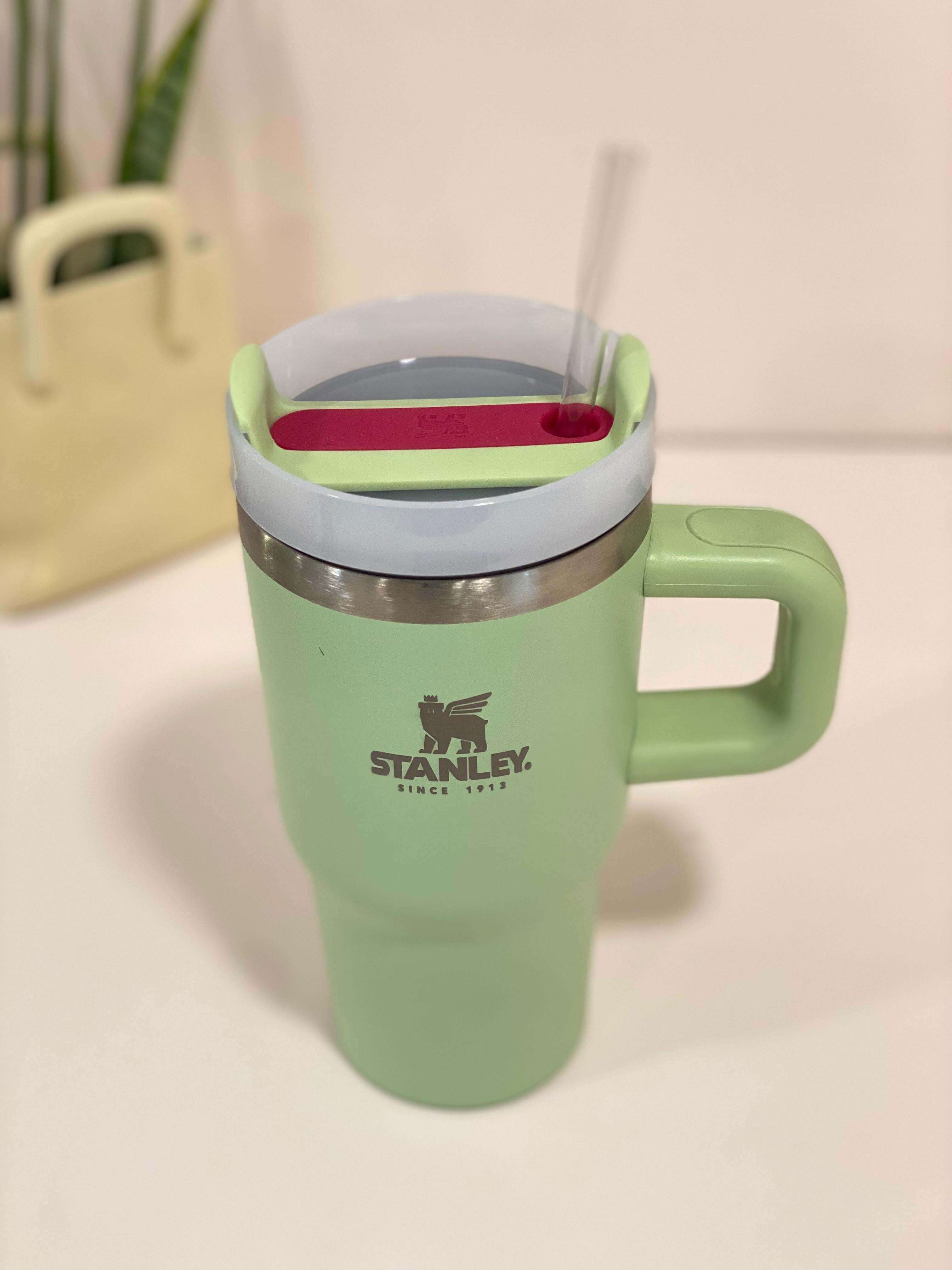Stanley Quencher H2.0 FlowStat Tumbler (Handheld Edition)