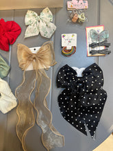 Load image into Gallery viewer, Be Happy Hair accessories Combo

