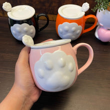 Load image into Gallery viewer, Kitty Paw Mug With Lid And Spoon - Clearance Sale
