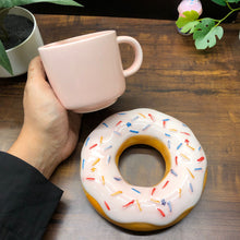 Load image into Gallery viewer, Pastel Cup With Donut Saucer
