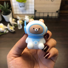 Load image into Gallery viewer, Bear space silicone sharpener
